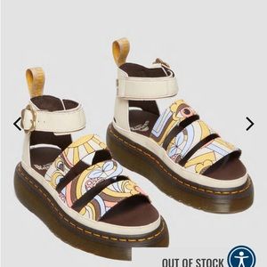 ISO Dr Marten Retro Sandals Size 6